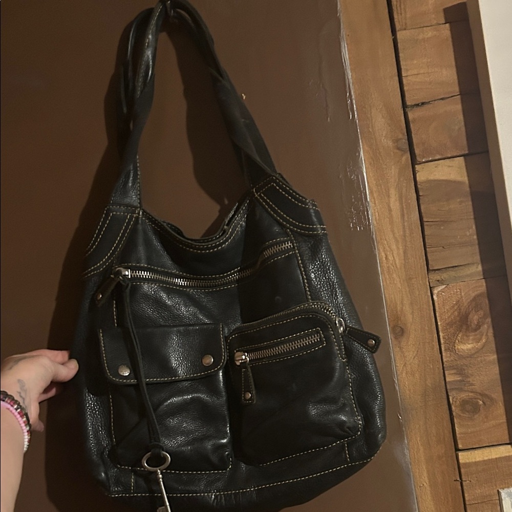Fossil Black Leather Shoulder Bag with Key Detail